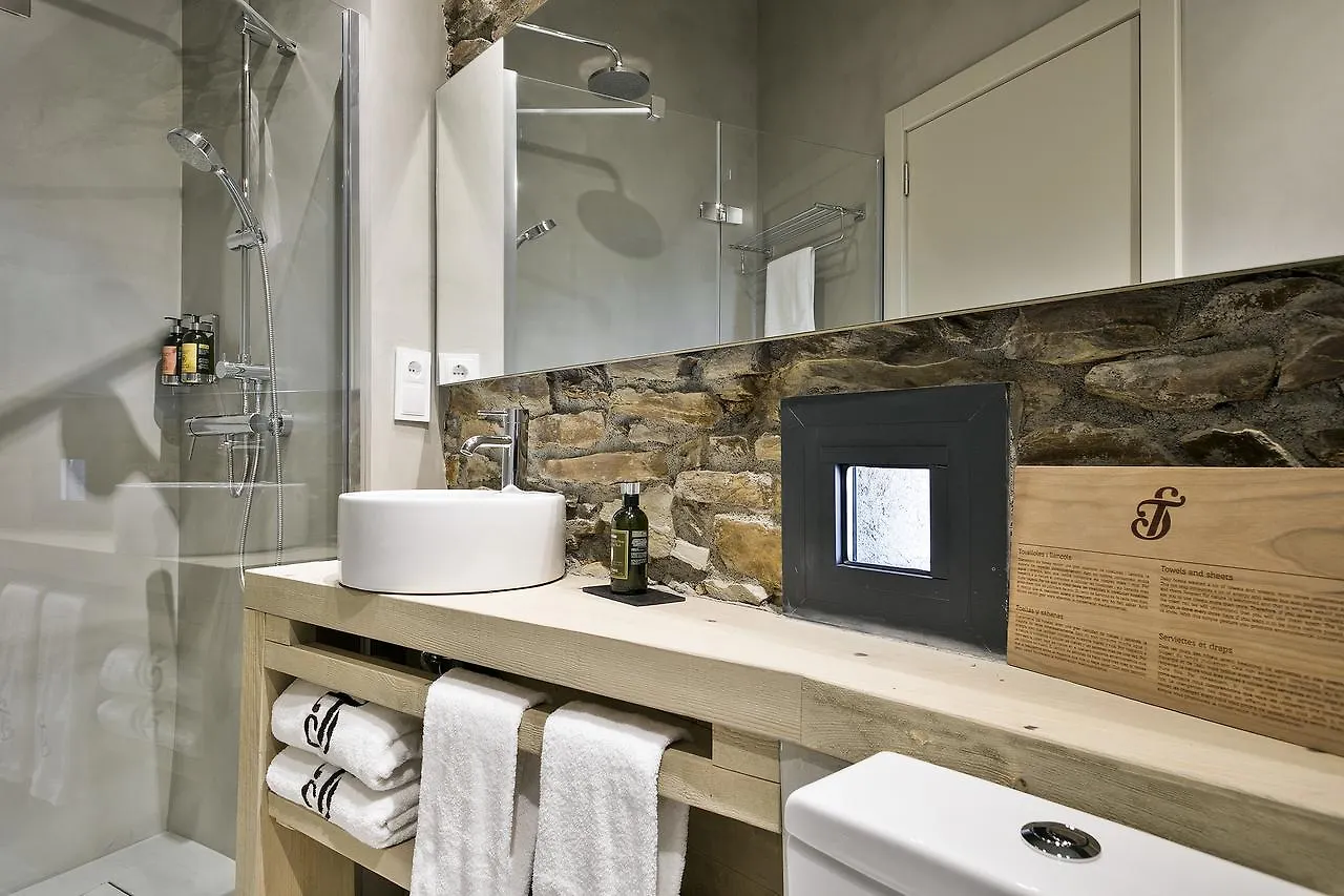 Set Terres - La Villa De Llivia - Adults Only Bed & Breakfast